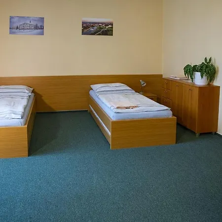Apartmany Prizamci Uhersky Ostroh Exterior photo