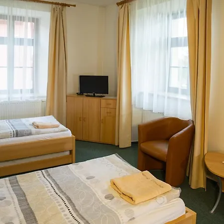 Apartmany Prizamci Uhersky Ostroh Exterior photo